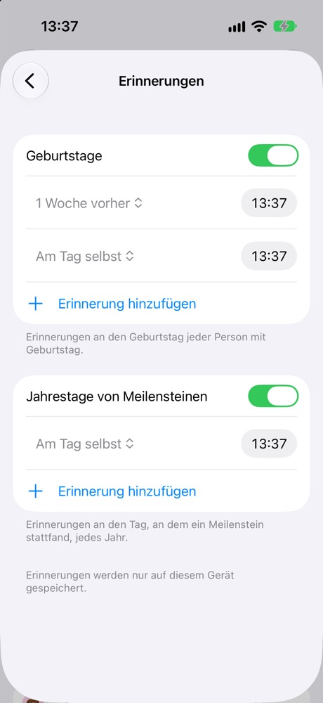 Einstellungen für Erinnerungen: Geburtstage eine Woche vorher und am Tag selbst, Jahrestage von Meilensteinen am Tag selbst